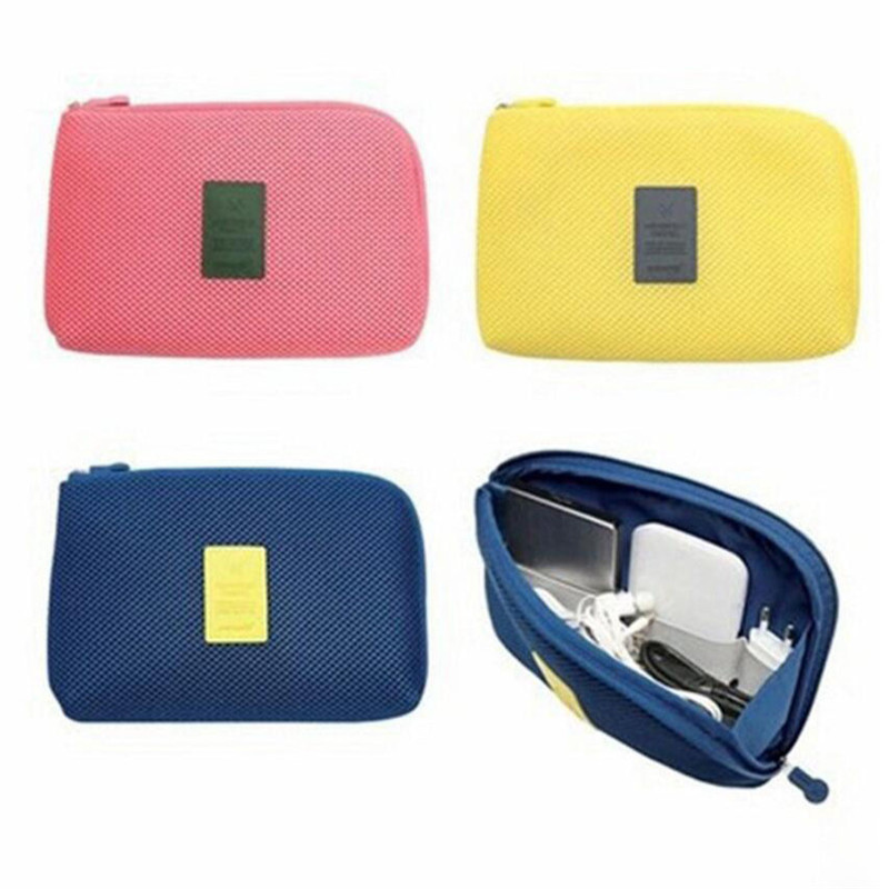 Electronics And Gadgets With A - Sac d'accessoires de voyage, sac de
